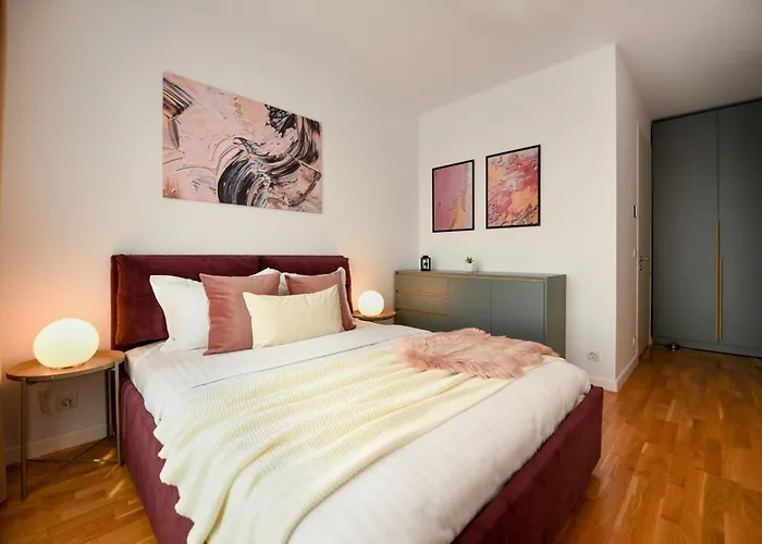 Appartement Ultimate Living Experience - Modern & Free Parking Near Romexpo Bucarest