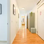 Ultimate Living Experience - Modern & Free Parking Near Romexpo Apartment *