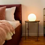 Ultimate Living Experience - Modern & Free Parking Near Romexpo Bucharest