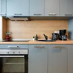 Apartment Ultimate Living Experience - Modern & Free Parking Near Romexpo *
