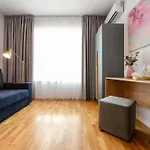 Ultimate Living Experience - Modern & Free Parking Near Romexpo * Bucharest