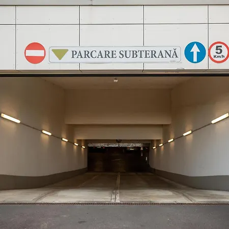 Ultimate Living Experience - Modern & Free Parking Near Romexpo *