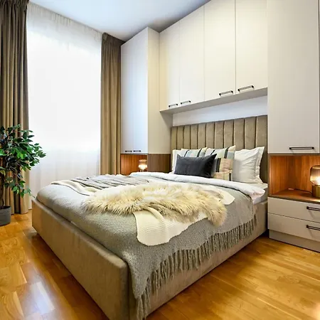 דירה Ultimate Living Experience - Modern & Free Parking Near Romexpo