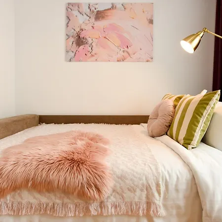 Apartmán Ultimate Living Experience - Modern & Free Parking Near Romexpo