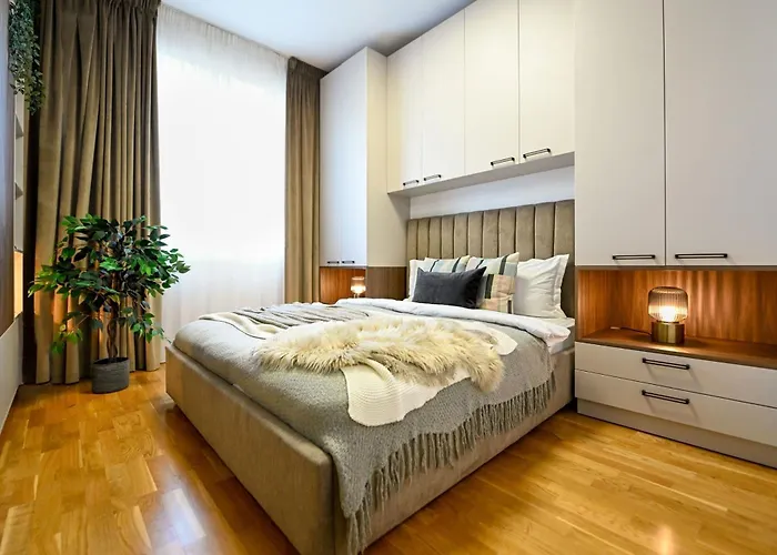 公寓 Ultimate Living Experience - Modern & Free Parking Near Romexpo