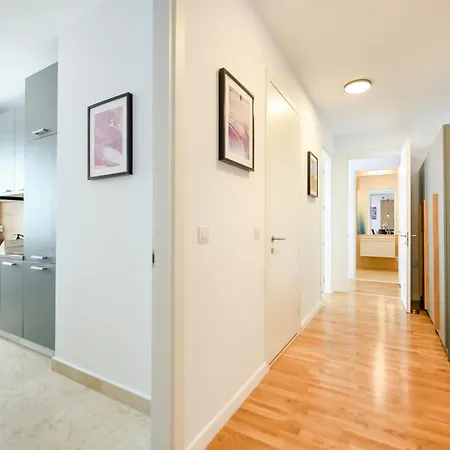 公寓 Ultimate Living Experience - Modern & Free Parking Near Romexpo *
